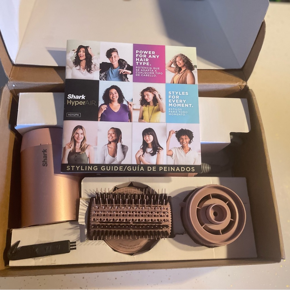 Shark Hair Styling Set - Picture 3 of 5